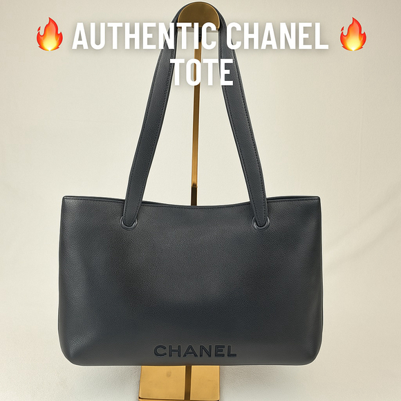 Authentic CHANEL Black Grained Calfskin Shopping Tote - Picture 2 of 15